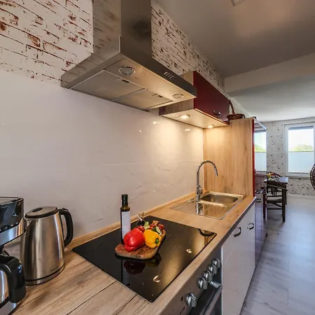 Harztraeume 4 - Mit Zwei Schlafzimmern, Wlan, Parkplatz & Sitzplatz Im Gruenen I Busanbindung & Self Check-in * Wernigerode