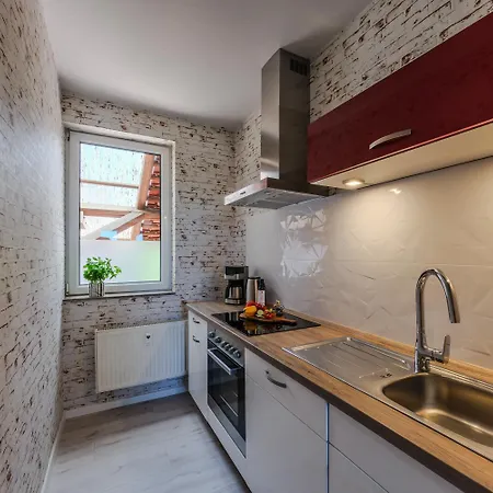 Harztraeume 4 - Mit Zwei Schlafzimmern, Wlan, Parkplatz & Sitzplatz Im Gruenen I Busanbindung & Self Check-in *