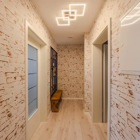 Harzträume 4 - Mit Zwei Schlafzimmern, Wlan, Parkplatz&sitzplatz Im Grünen I Busanbindung&self Check-in Apartamento *