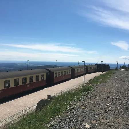 Harztraeume I Gratis Parken I Sitzplatz Im Gruenen I Busanbindung Wernigerode
