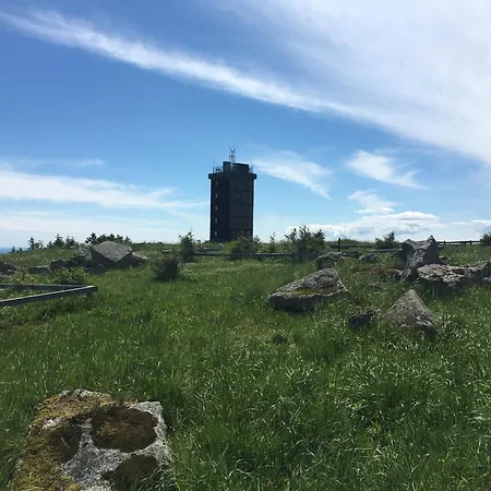 Harztraeume I Gratis Parken I Sitzplatz Im Gruenen I Busanbindung דירה