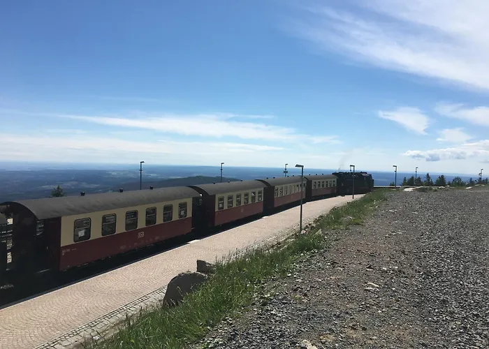 Harztraeume I Gratis Parken I Sitzplatz Im Gruenen I Busanbindung Wernigerode